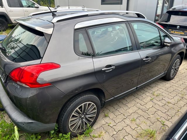 Peugeot 2008 Active 1.6 HDi, SHZ, PDC, HU/AU neu