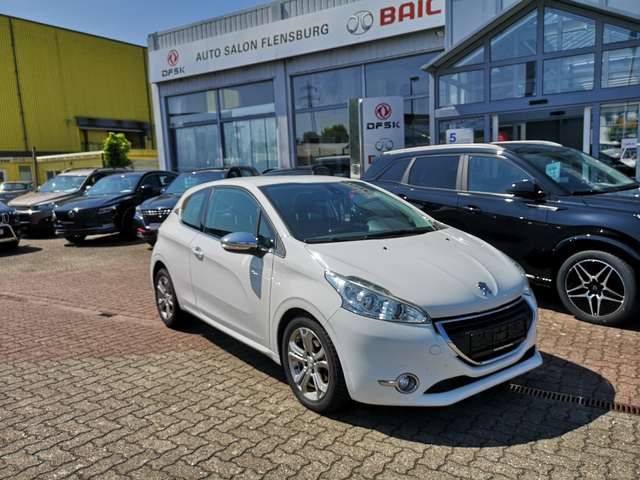 Peugeot 208 Allure* Klimaanlage*Teilleder*TÜV 03.2027