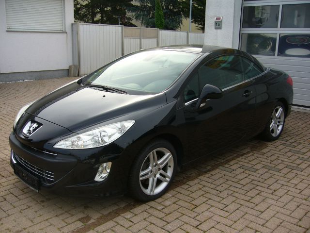 Peugeot 308 CC*155 TPH*voll Service*Top