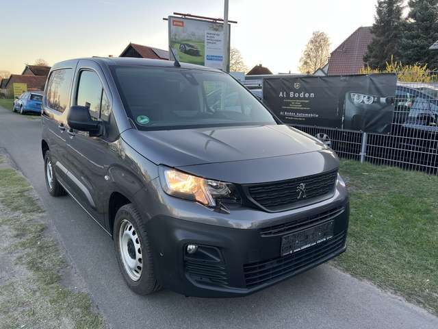 Peugeot Partner Asphalt L1 Klimatronik Navi Rück Und SeitenCam