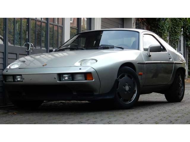 Porsche 928 928 S 4,7 300PS 5-Gang, Pascha