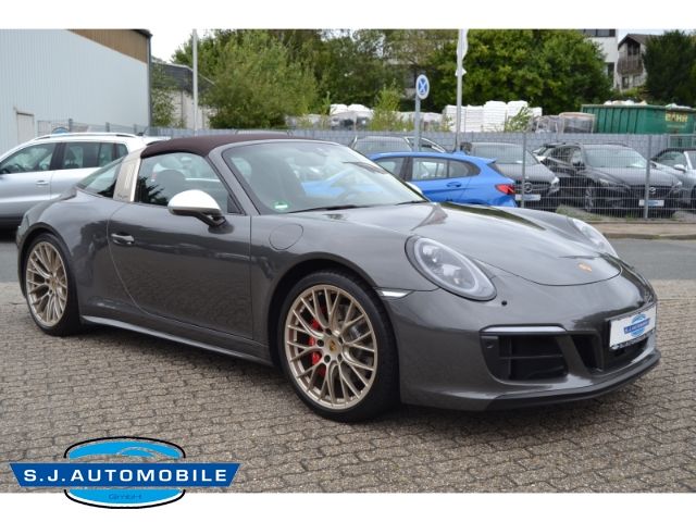 Porsche 991 Targa 4 GTS 3.0 Exclusiv Manufaktur Edit