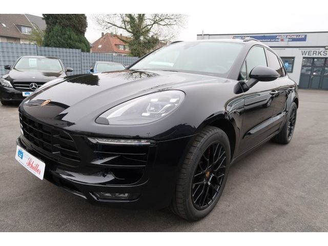Porsche Macan GTS # Panoramadach # All Black #