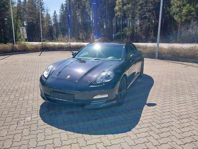Porsche Panamera 4 PDK