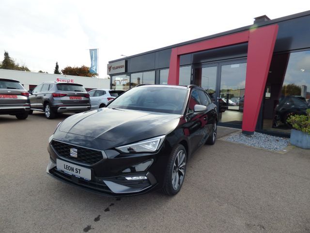 Seat Leon ST 2.0 TDI FR DSG MATRIX PANO KAMERA XL PAK