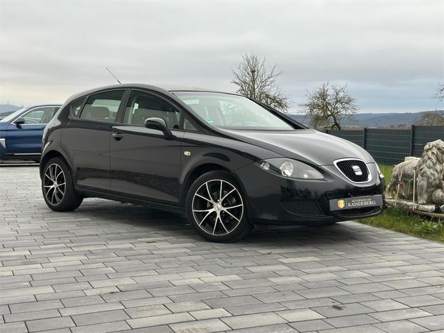 Seat Leon Reference Metallic