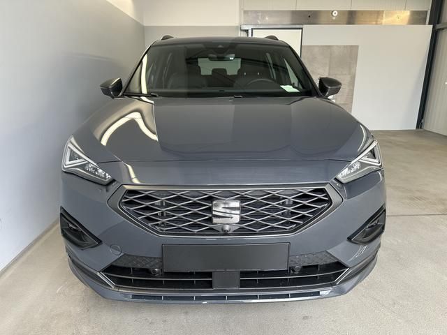 Seat Tarraco FR DSG 4Drive 7Sitze+AHK+Pano 2.0 TDI...