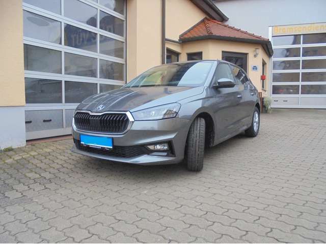 Skoda Fabia 1.0 TSI Selection LED Alu anschl.Garantie