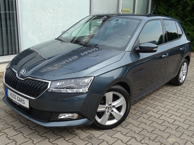 Skoda Fabia Style *PARKP. V+H*R.KAMERA*SITZHEIZUNG*