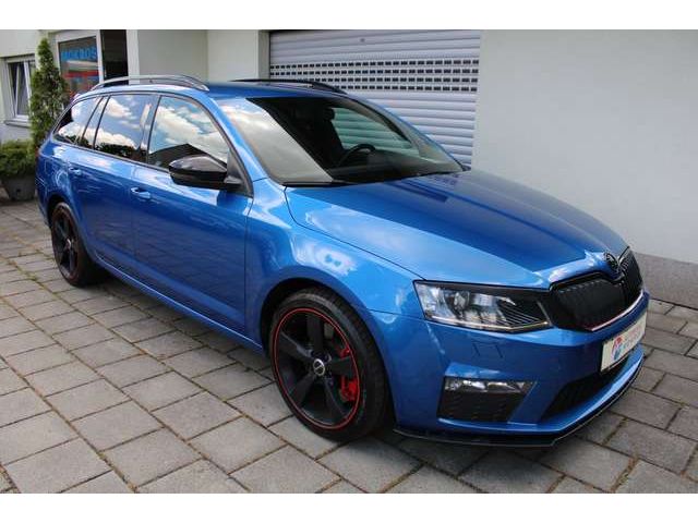 Skoda Octavia Combi 2.0 TDI RS BiXenon Leder Navigation Tempomat
