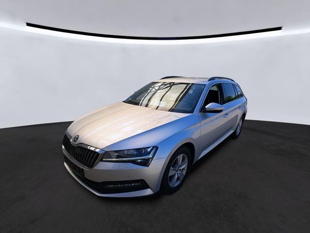 Skoda Superb Combi Ambition*NAVI*MATRIX*AHK*KAMERA*8 F