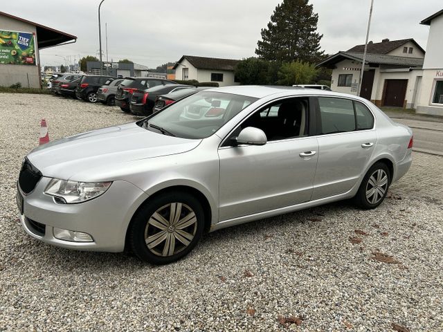 Skoda Superb 1.8 i Ambition Xenon Navi PDC SHZ