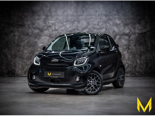 Smart ForTwo EQ cabrio prime EXCLUSIVE: BACK in BLACK!