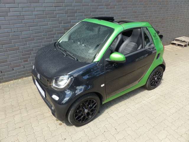 Smart ForTwo fortwo cabrio electric drive / EQ Leder