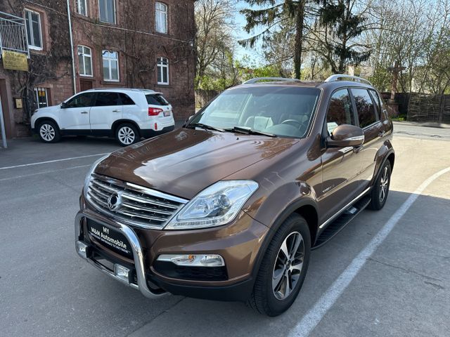 SsangYong Rexton W 2.2 Sapphire 4WD/AHK 3.5T/7 Sitzer/Voll