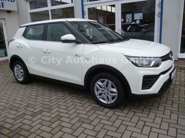 SsangYong Tivoli 2WD CRYSTAL KLIMA ZV RadioDAB Winterräder