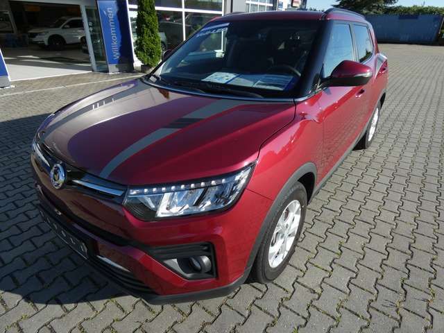 SsangYong Tivoli 1,5T 2WD Quartz Benzin Navi Sitzheizung Alu LED TZ