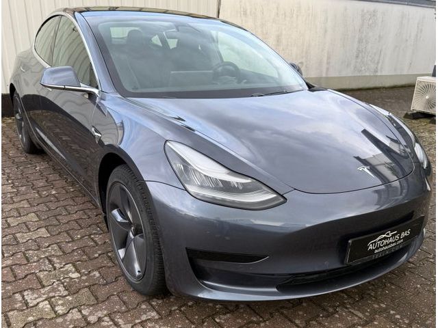 Tesla Model 3 Standard Range +* AHK