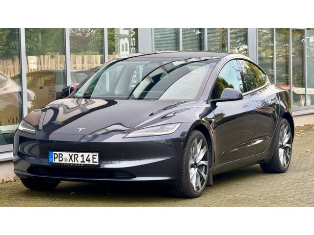 Tesla Model 3 Long Range AWD Highland 19" AHK ab 399 €