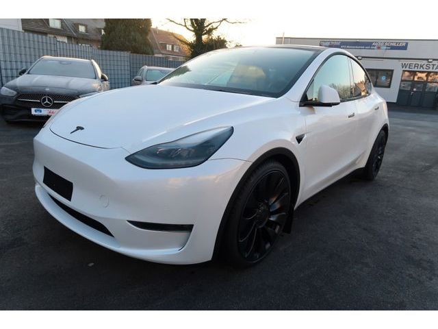 Tesla Model Y Performance Dual AWD # Keramik#9.000 km