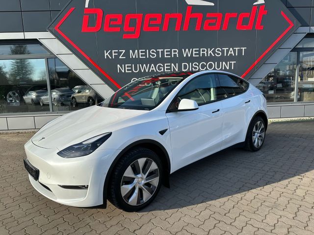 Tesla Model Y Long Range Dual AWD Matrix Wärmepumpe