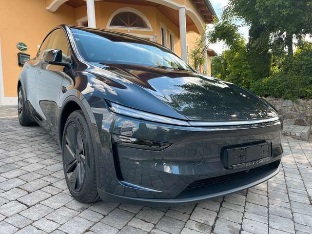 Tesla Model Y Standart Range+ RWD Facelift "Juniper"