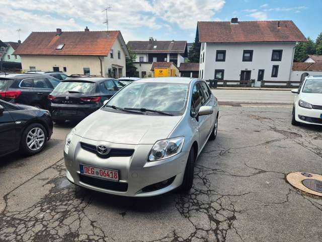 Toyota Auris Sol