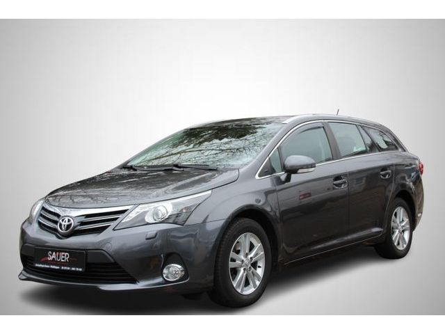 Toyota Avensis Kombi Life Navi Kamera Xenon Scheckheft