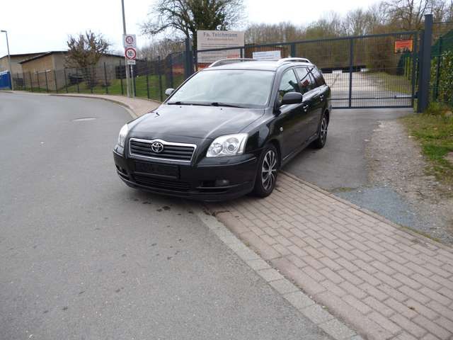 Toyota Avensis 2.0 D-4D Combi Executive
