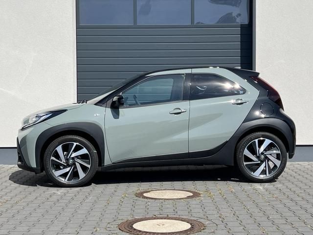 Toyota Aygo X Team D 1,0-l-VVT-i CVT 53KW Winter 53...