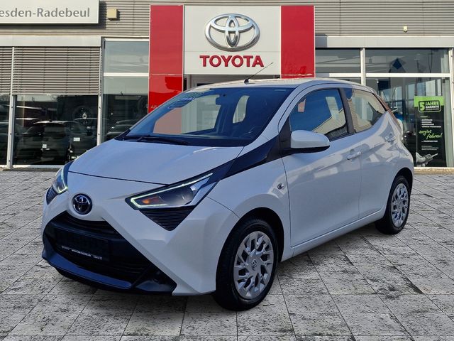 Toyota Aygo 1.0 x-Play x-play Kamera