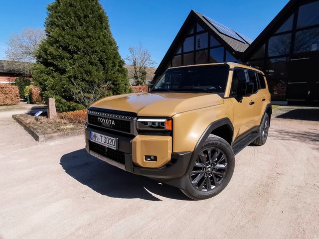 Toyota Land Cruiser TEC Edition / 7 Sitzer / Panorama