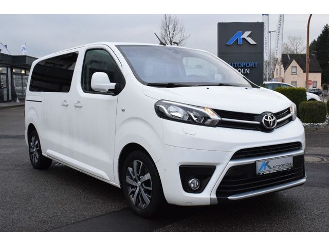 Toyota Proace (Verso) L1 Team D *8.Sitze*Kamera*NAVI*1.