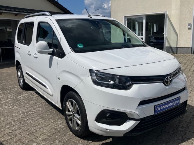 Toyota Proace City Verso 1.5 D-4D L1 Team D Rollstuhlgerecht