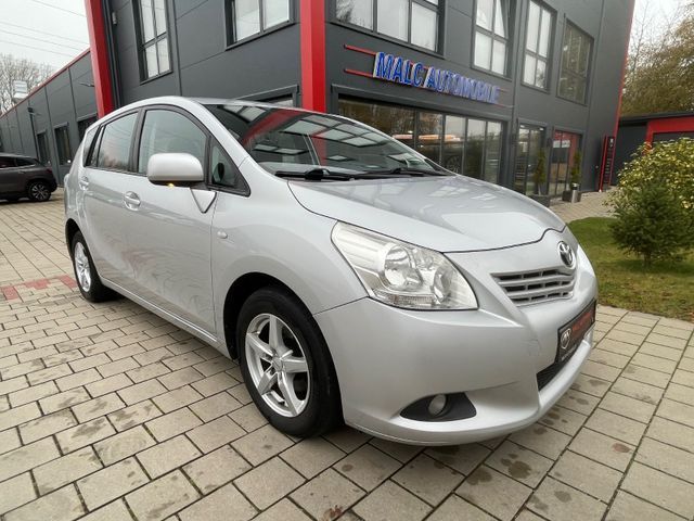 Toyota Verso Life(Insp. neu/1Hand/7 Sitzer)