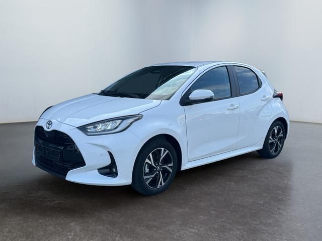 Toyota Yaris 1,5 CVT Hybrid Style ACC PDC Kam Spurh ...