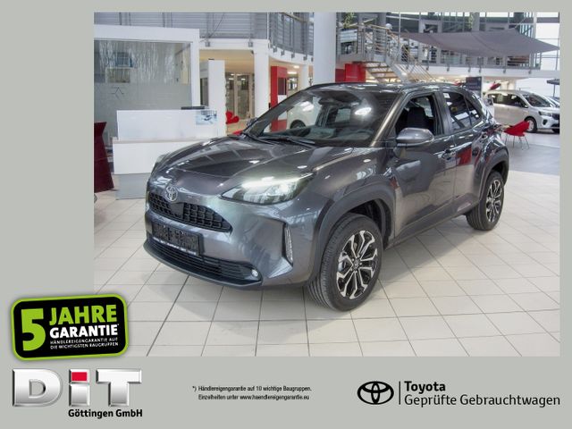 Toyota Yaris Cross 1.5 Hybrid Teamplayer + Winter