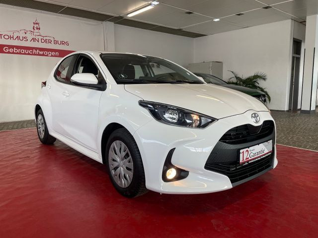 Toyota Yaris Comfort *Automatik + Kamera + Navigation