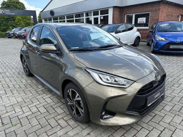 Toyota Yaris Hybrid 116 1.5 VVT-i Team Deutschland (XPA1)