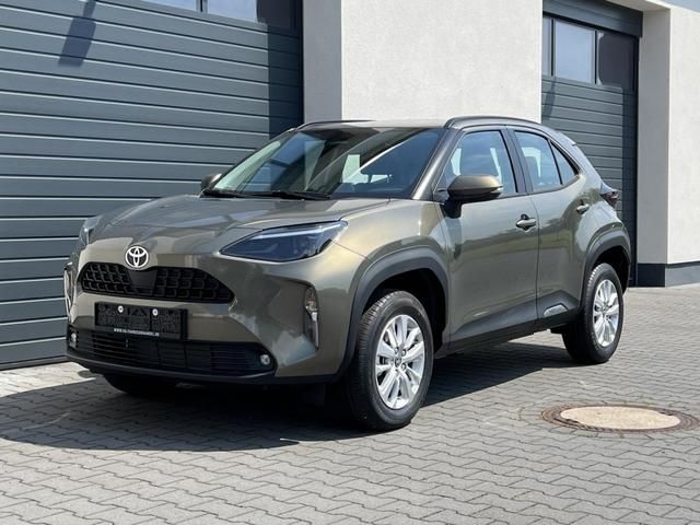 Toyota Yaris Cross Active 1,5 CVT AWD-i Hybrid 96kW ...