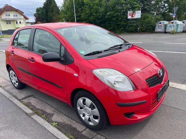 Toyota Yaris 1.3 VVT-i Cool*Klima*