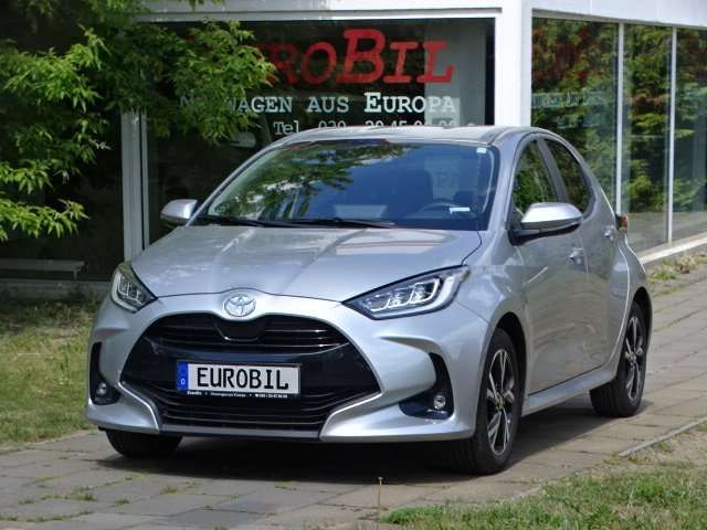 Toyota Yaris 1,5 Style//1.Hd+LED+LM+RFK+SiHzg+ToyotaSafetySense