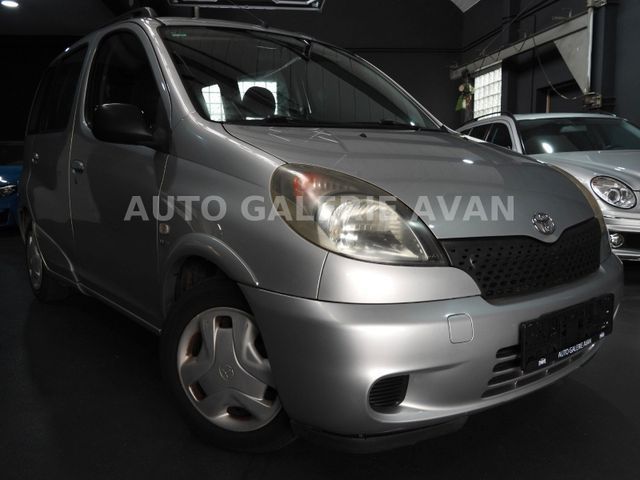 Toyota Yaris VERSO 1.3 AUTOMATIK