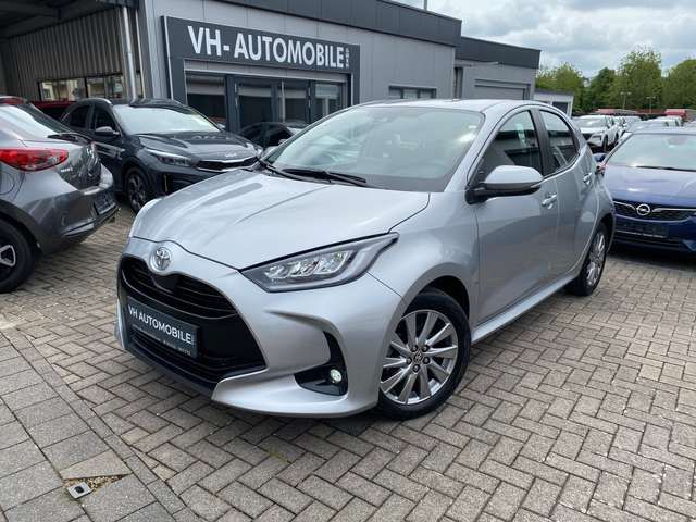 Toyota Yaris 1.5 A-GRA*APPLE&ANDROID*Klimaat*KAMERA*LED HSW*Shz