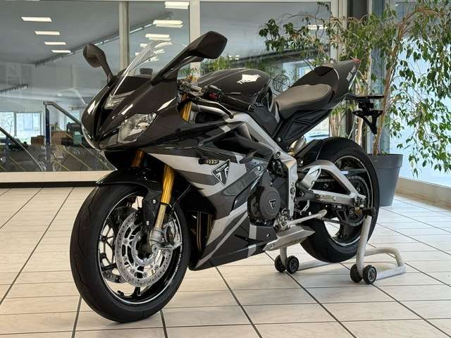 Triumph 765 Moto2 Limited Edition 088 of 765