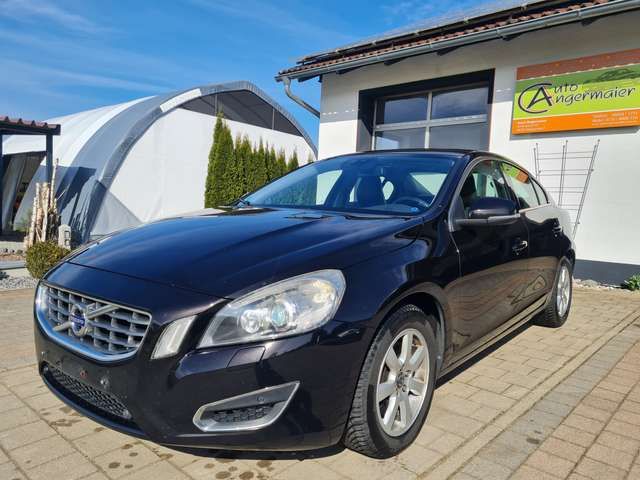 Volvo S60 Summum sehr sauberer Zustand