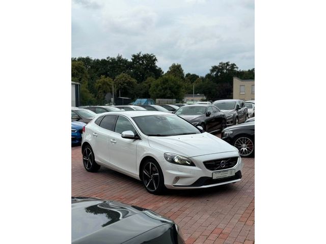 Volvo V40 R-DESIGN *XENON *KAMERA *ACC *BLIS *SHZ