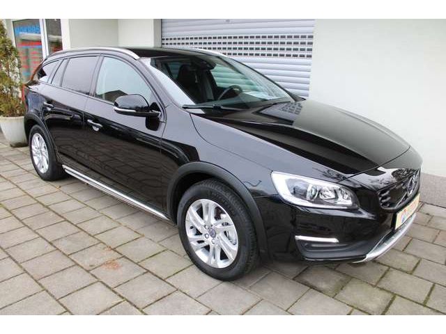 Volvo V60 Cross Country Cross Country D4 Geartronic Plus BiXenon Navigatio