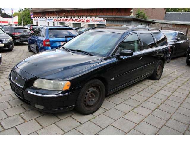 Volvo V70 D5 DPF Summum BiXenon Leder Navigation Standhzg SH