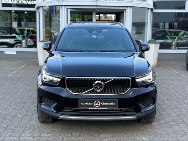 Volvo XC40 Momentum Pro AWD
